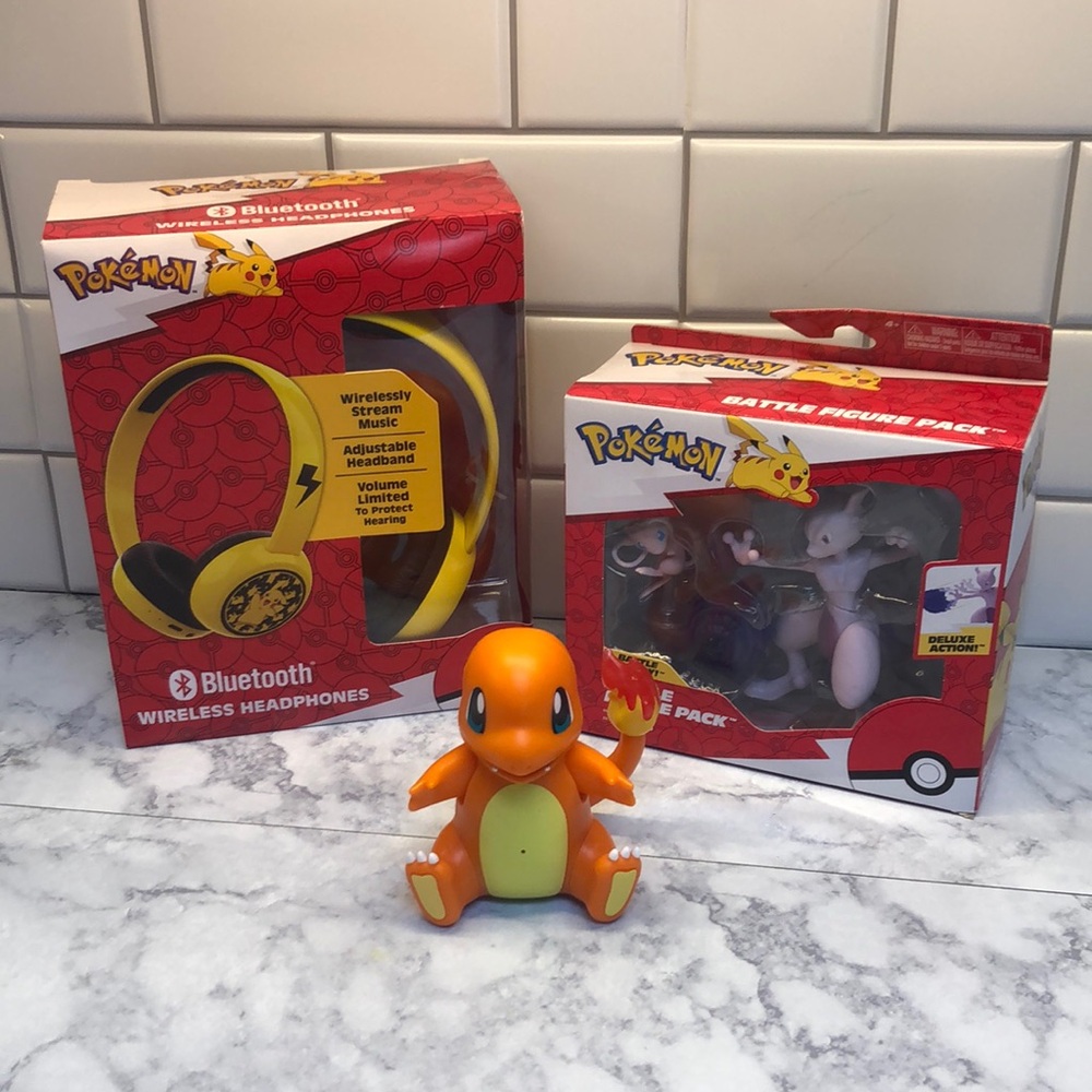 Pickachu Headphones, MewTwo Battle Figure Pack & My Partner Charmander